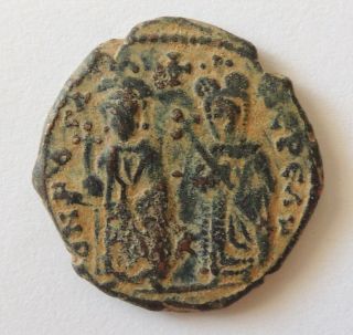 Bronze Follis Of Phocas And Leontia (602 - 610 Ad)