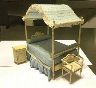 Vintage Bespaq 1:12 Scale Dollhouse Miniature CREAM GOLD CHAIR FLORAL 2