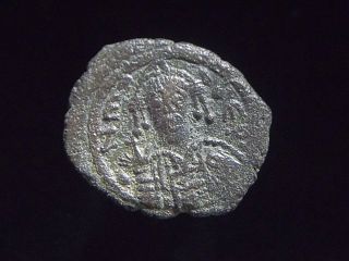 Ae Half Follis Of Byzantine Emperor Maurice Tiberius,  582 - 602 Ad,  Ac0103