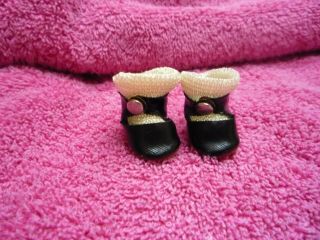 Vintage Vogue Strung Ginny Doll Center Snap Black Shoes And Socks - Ginny
