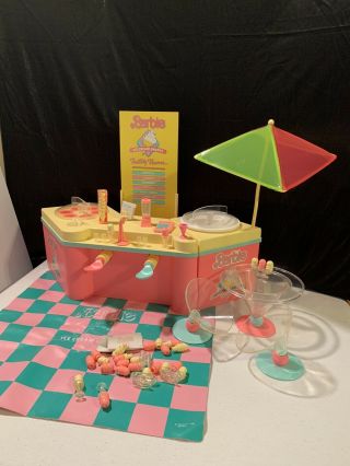 80’s Mattel Barbie Ice Cream Shoppe W/Original Box Furniture & Accessories 2