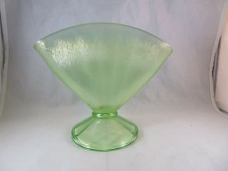 Vintage Fenton Iridescent Green Stretch Glass Fan Vase