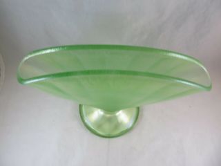 Vintage Fenton Iridescent Green Stretch Glass Fan Vase 3