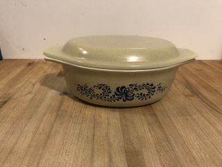 Vintage Pyrex Homestead Casserole Dish Lid 043 1.  5 Quart Tan Speckle Blue Oval