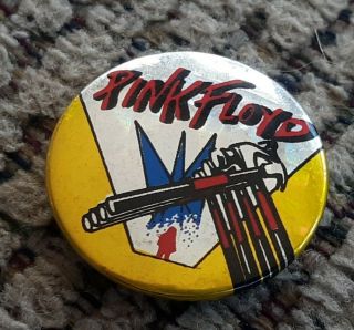 Pink Floyd The Wall Album Hammer Pinback Button Pin Badge Made In England 1980s