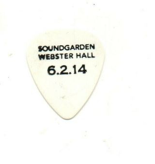 (( (soundgarden - Chris)) ) Guitar Pick Picks Pearl Jam Very Rare 04