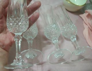 4 Crystal Tall Champaign Flutes Unmarked Has A Diamond Pattern