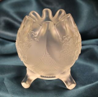 Fenton Vintage Clear Satin Glass Footed Rose Bowl W/grapevine & Diamond Pattern.