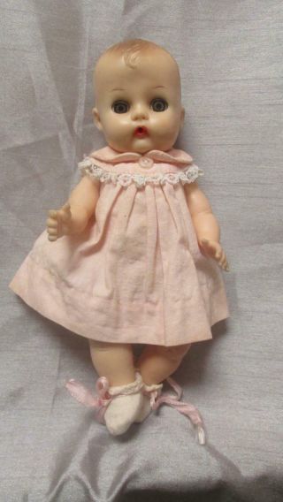 Vintage Vogue Ginnette Doll And Outfit