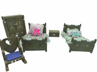 Calico Critters Sylvanian Families Country Hearts Rustic Bedroom Set Twin Beds