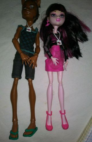 Monster High Dolls Music Festival Draculaura And Clawd Wolf 2 Necklace Passes