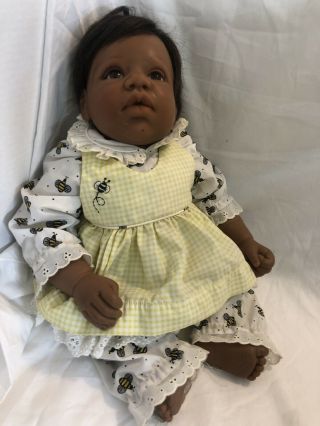 Lee Middleton By Reva African American Doll 1997 Signed / Numbered