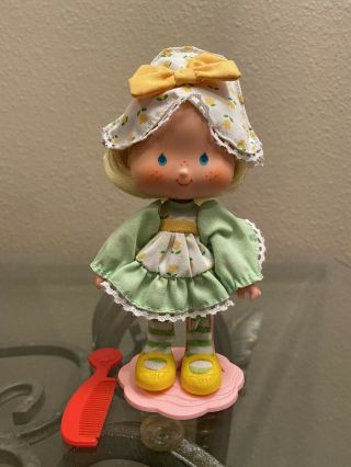 Strawberry Shortcake Party Pleaser Tulip Doll Vintage 1984