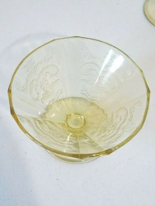 Set of 4 Vintage Yellow Amber Depression Glass Footed Dessert Cups 2