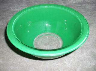 Pyrex Green On Clear Bottom 322 Mixing Bowl Retro 1980s 1 Liter Curved Lip 7 "