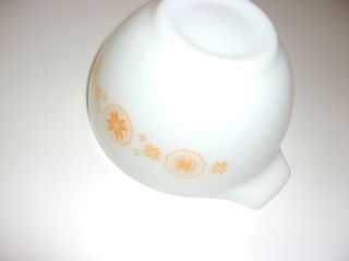 Vintage Pyrex Small Town & Country White Yellow Cinderella Mixing Bowl 1 1/2 Pt