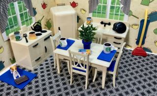 Ideal Complete 8 Pc Kitchen Vintage Tin Dollhouse Furniture Renwal Plastic 1:16