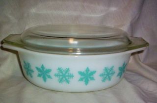 Vtg Pyrex Turquoise Blue White Snowflake 1 1/2 Qt Oval Casserole Dish & Lid