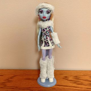 Monster High Abbey Bominable Doll First Wave Pet Shiver Clothes And Accessories 2