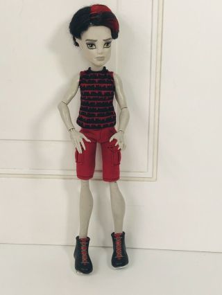 Monster High Create A Monster Gargoyle Boy Cam Doll Mattel 2011