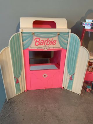 Barbie Movie Theater With Magical Screen Plus Snack Bar Playset Mattel 1995 3