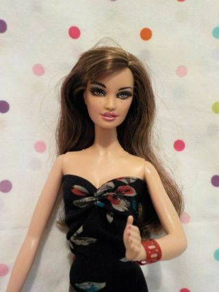 Gorgeous Model Muse Barbie Doll,  Brunette,  Lara Face,  Slinkydress,  Shoes,  Mattelexcd