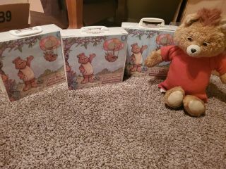 Vintage Teddy Ruxpin Bear With 18 Books And Tapes