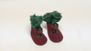 Vintage 1950 ' s Vogue Ginny Red Oil Cloth Center Snap Shoes w/Green Rayon Socks 2