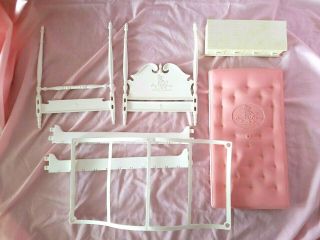 BEST Susy Goose Barbie Four Poster CANOPY Bed 1963 STORAGE CHEST DRAWER PILLOW 2