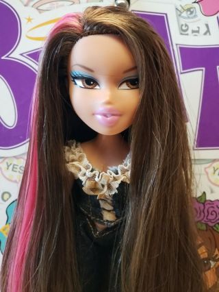 Bratz Magic Hair Grow And Cut Yasmin Doll 2009 Hard To Find