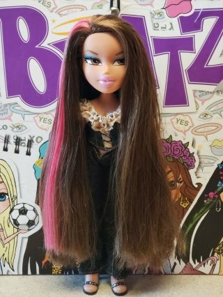 Bratz Magic Hair Grow and Cut Yasmin doll 2009 hard to find 2