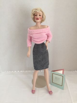 Marilyn Monroe Sweater Girl Franklin Doll Noboxno Stand