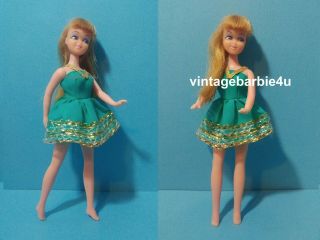 Vintage 1970 Mego Toys Dizzy Girl Doll In Twinkle Twirl Topper Dawn Competitor