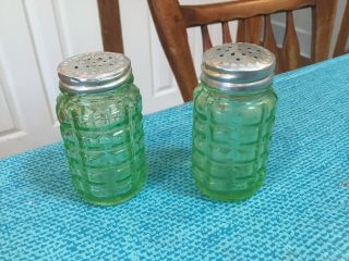 Vintage Anchor Hocking Green Depression Glass Salt & Pepper Shakers Metal Tops
