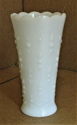 Vintage Milk Glass Teardrops And Pearls Pattern 7 1/4” Vase W/ Scalloped Edge