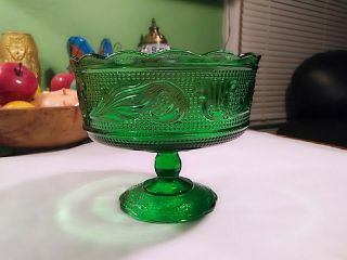 Vintage Green Glass E O Brody Co Cleveland Pedestal Dish Candy/compote