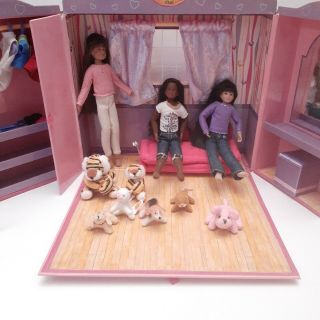 Only Hearts Club " Club Room " W 3 Dolls Pets & Clothes