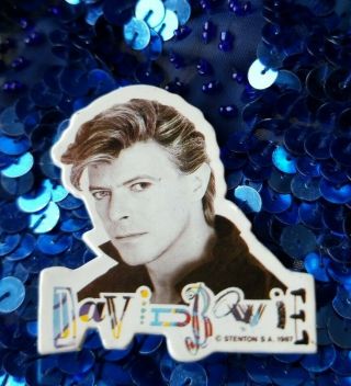 David Bowie Collectible Memorabilia Pin From 1987 Never Let Me Down Album