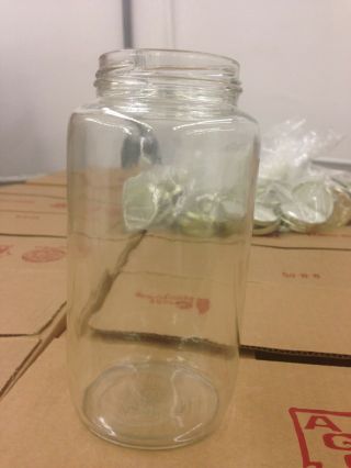 Glass Jar - Quart 32 Oz.  - 70 Mm Lug Style (with Lids)