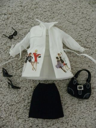 Barbie Silkstone Trench Setter Fashion And Excessories Only
