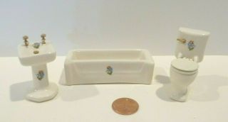 Miniature 1/2 " Scale 3pc.  Bathroom Set Toilet,  Tub & Sink