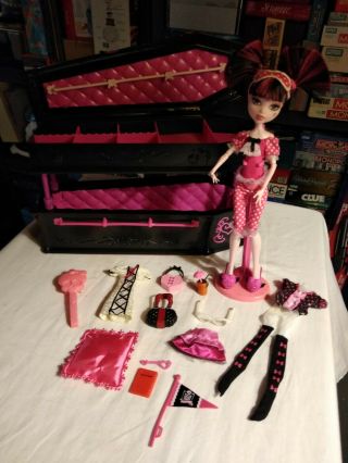 Monster High Dead Tired Draculaura Doll,  Jewelry Box Coffin Bed Furniture Set