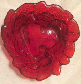 Vintage Red Tint Pressed Glass Bowl With Leaf And Berry Design Pattern 7 " Across