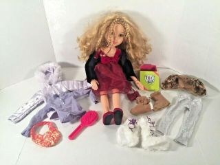 Best Friends Club Bfc Kaitlin Doll 18” With Clothes And Shoes