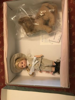 Madame Alexander 8 " Doll African Safari Blonde 33501 With Lion Retired