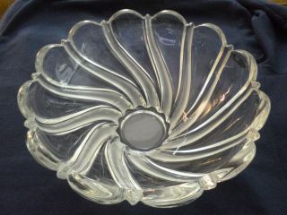 Mikasa 10 1/4 " Peppermint Frost Bowl