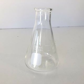 Pyrex Lab Glass Beaker Flask No.  4980 250 Ml Vintage Graduated Erlenmeyer Htf