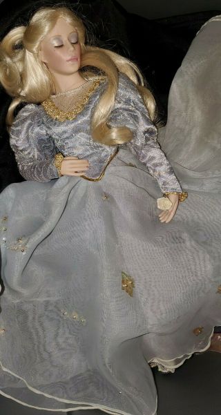 1988 Sleeping Beauty Porcelain Doll From Franklin Heirloom 21 "