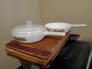 Corning Ware Spice Of Life 6 1/2 " Skillets - Two P - 83 - B With One Lid