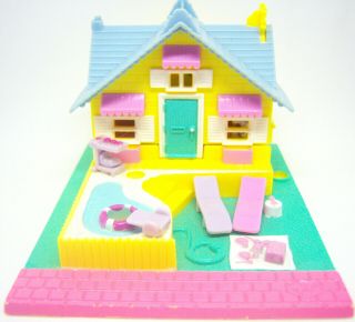 Polly Pocket Vintage Summer House Complete Set W Dolls Bluebird Toys